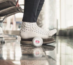 ROLL Recovery R3 Foot Roller (40) 18 ROLL Recovery R3 Foot Roller (40) -Sports Equipment 1 3