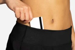 Brooks Women's Chaser 5" Short -Sports Equipment 221465 001 d3 Chaser 5in Short