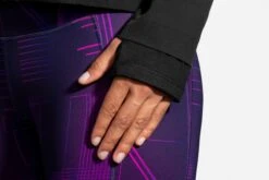 Brooks Women's Fusion Hybrid Jacket (221499) -Sports Equipment 221499 001 D6 Fusion Hybrid Jacket