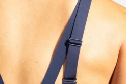 Brooks Women's Dare Underwire Run Bra - Navy (350078451) -Sports Equipment 350078 451 D1 Dare Underwire Run Bra