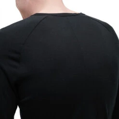 On Running Men's Merino Long-T -Sports Equipment SmallJPEG 193.00738 merino long t fw22 black m g6
