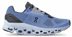 On Running Women's Cloudstratus - Azure/Magnet (39.99209)