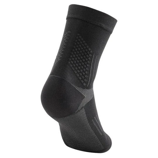 CEP Plantar Fasciitis Sleeve - Black/Gray (WO1DV3) 4 CEP Plantar Fasciitis Sleeve - Black/Gray (WO1DV3) - Image 2