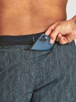 Janji Men's 5" AFO Middle Short -Sports Equipment ezgif.com gif maker 60 dee9226f 234b 4e89 b15d 5c4d71013b99