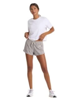 Vuori Women's Clementine Short 2.0 -Sports Equipment vuori womens clementine shorts 2 pale wheat samba 4