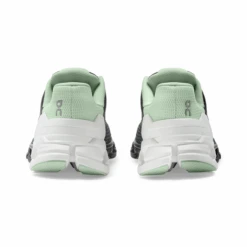 On Running Women's Cloudflyer -Sports Equipment webimage 10EBA9E6 3E60 4E41 A9771AB7D6F79F2E